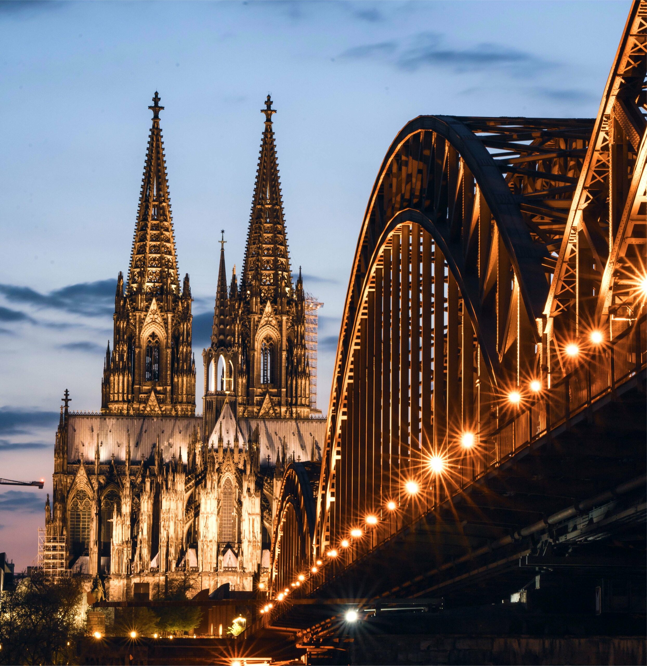 Cologne | photo by Timo A from Pexels